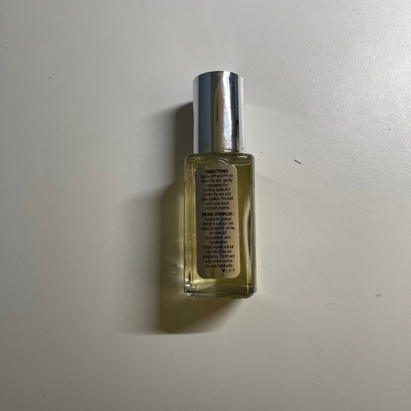 Loreal Paris Eye Serum 2.5% Hyaluronic Acid Caffeine 20ml - Picture 2 of 3